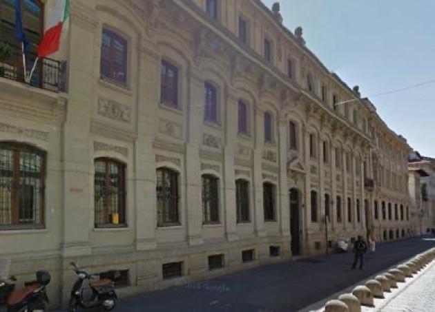Il Corriere della Sera inaugura il Publiredazionale 2.0: l’autopromozione degli "amici scrittori" spacciata per recensione letteraria.