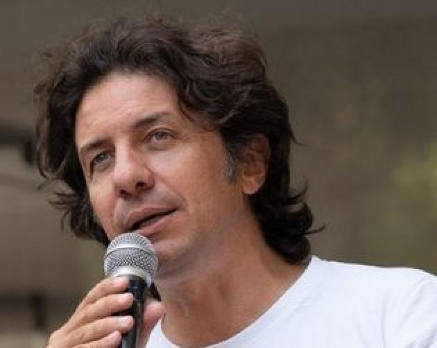 Marco Cappato si autodenuncia, indagato dalla Procura di Milano