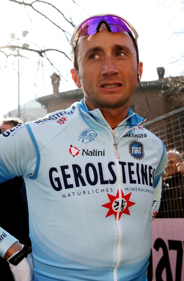 Addio a Davide Rebellin: il ciclista è morto a 51 anni investito da un camion