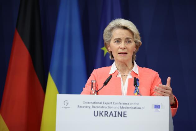 Guerra in Ucraina, Von der Leyen: "Tribunale speciale per crimini commessi dalla Russia". Mosca respinge le accuse