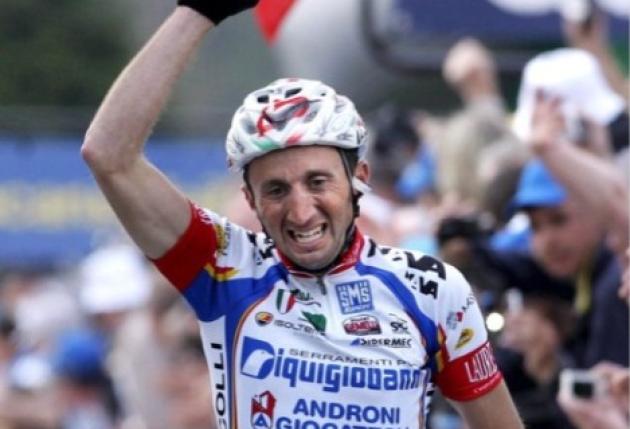 Morte Davide Rebellin, denunciato camionista tedesco: è accusato di aver travolto e ucciso l'ex ciclista