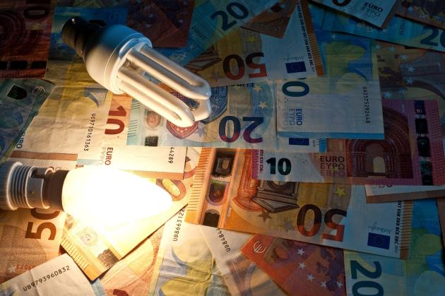 Caro bollette, possibili blackout in diversi Paesi: l’Europa rischia di rimanere al freddo