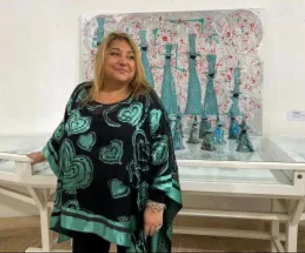  Con i suoi “Tempi paralleli”, l’artista Sabrina Barbagallo ha esposto trentuno opere