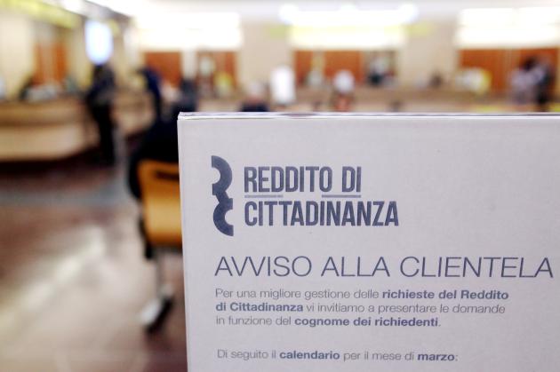 Reddito cittadinanza, stretta Inps: 