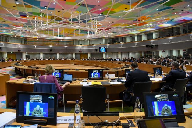 Corruzione Bruxelles, altri collaboratori europarlamentari italiani indagati, tra cui Meroni (FI) e Zoggia (Pd)