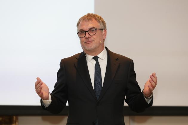 Chi è Lirio Abbate: L'Espresso, moglie, figli, libri del giornalista che vive sotto scorta