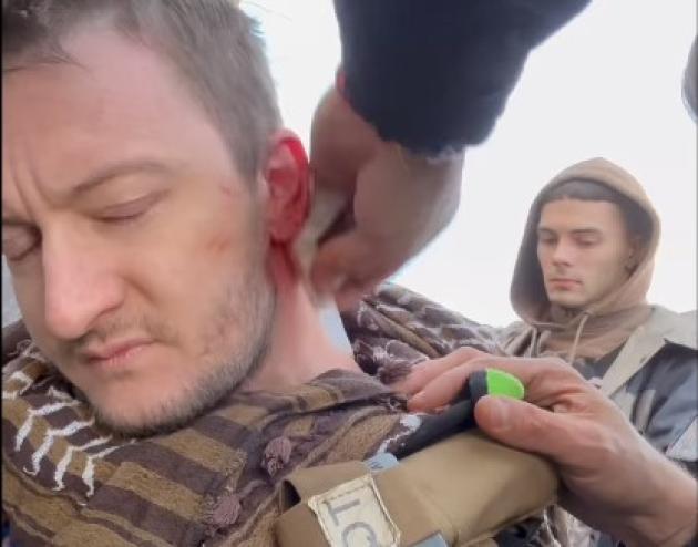 Guerra in Ucraina, chi sono il reporter Claudio Locatelli e il fotografo Niccolò Celesti feriti a Kherson