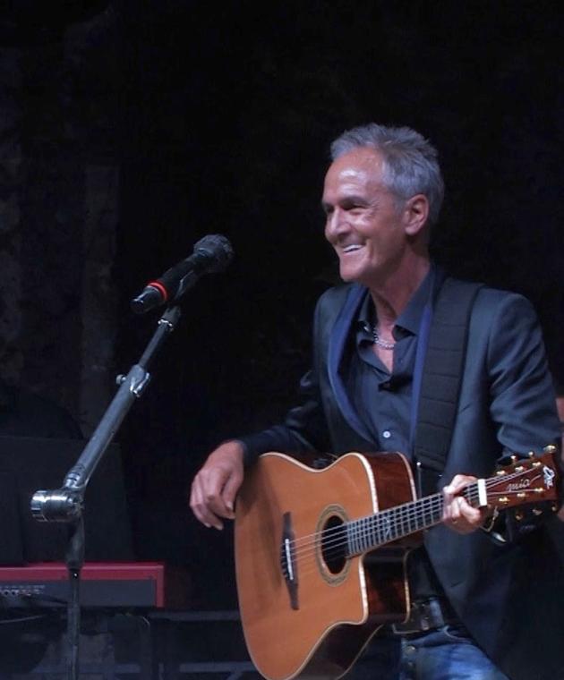 Michele Pecora, chi è: canzoni, biografia, carriera, moglie e figli