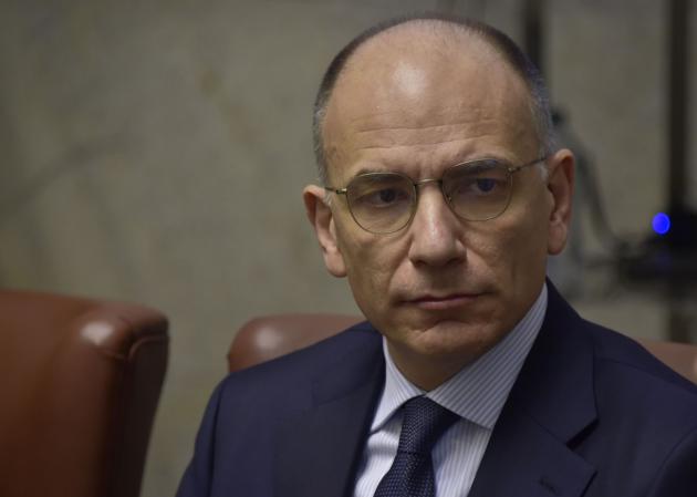 Sondaggi politici Supermedia di Agi YouTrend: in un anno il PD ha perso 5 punti (dal 21,3% al 16%), FDI al 30%