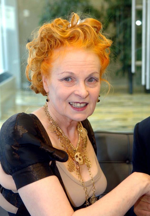 Vivienne Westwood, morta a 81 anni la regina dello stile Punk