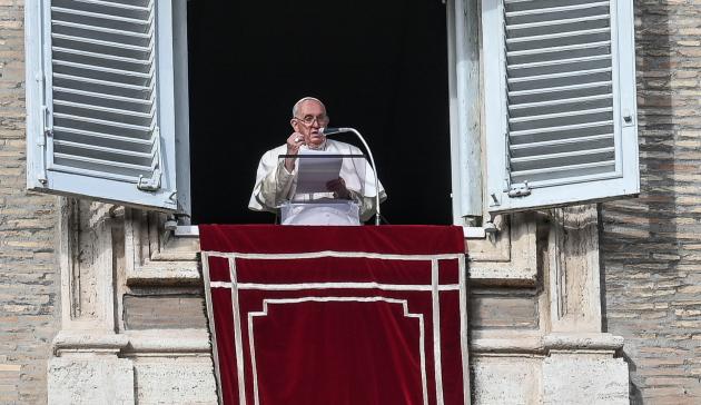 Giornata mondiale della pace, Papa Francesco: "Tanti nella società aspettano il bene, sporchiamoci le mani"