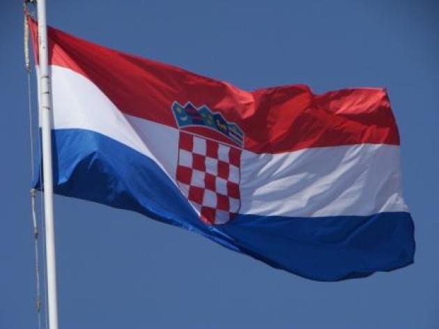 Croazia,  da oggi adotta l'euro ed entra nell'area Schengen. Mattarella: "Spero altri la seguano"