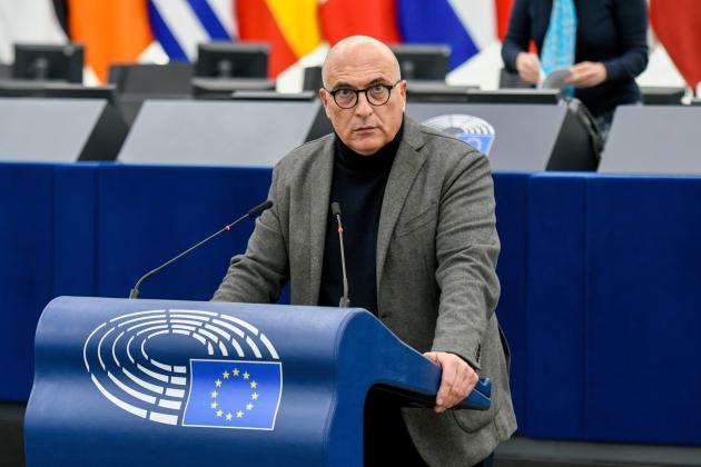 Andrea Cozzolino rinuncia all'immunità parlamentare: "Ho sempre agito in maniera libera e trasparente"