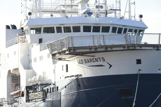 Geo Barents, l'ong attracca al porto di Taranto per lo sbarco di 85 migranti. Braccio di ferro col governo