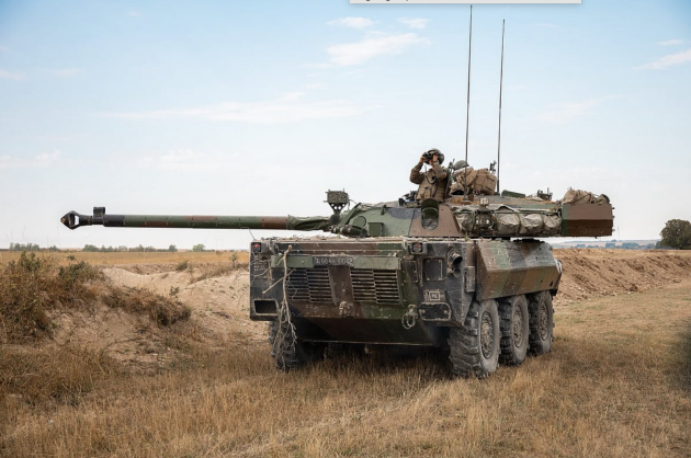 AMX-10 RC, cos’è il carro armato leggero con cannone a ruota che la Francia invierà all’Ucraina
