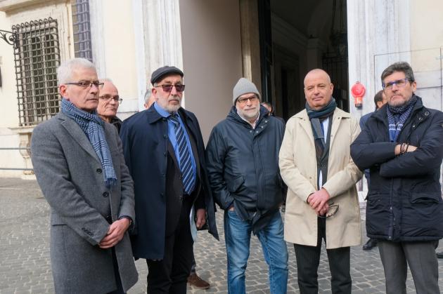 Sciopero dei benzinai congelato dopo l'incontro col governo. Spiragli per scongiurarlo