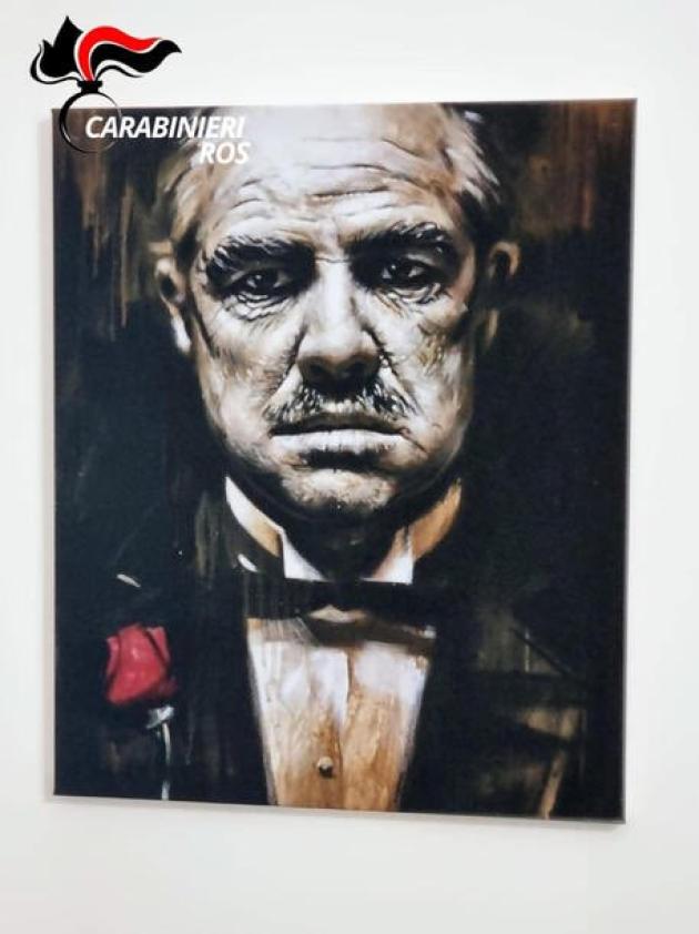  Messina Denaro, nel covo del boss: poster de "Il padrino" e i nomi in codice