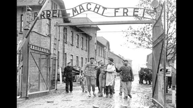 Giornata della Memoria: il 27 gennaio 1945 l’Armata Rossa liberò Auschwitz. Dopo 78 anni il campo di concentramento ha escluso la Russia dalle celebrazioni