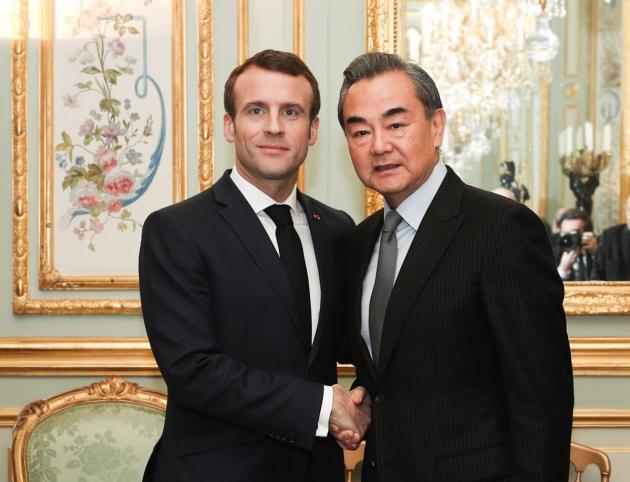 Wang Yi incontra Tajani, focus su Ucraina e tensioni con Usa