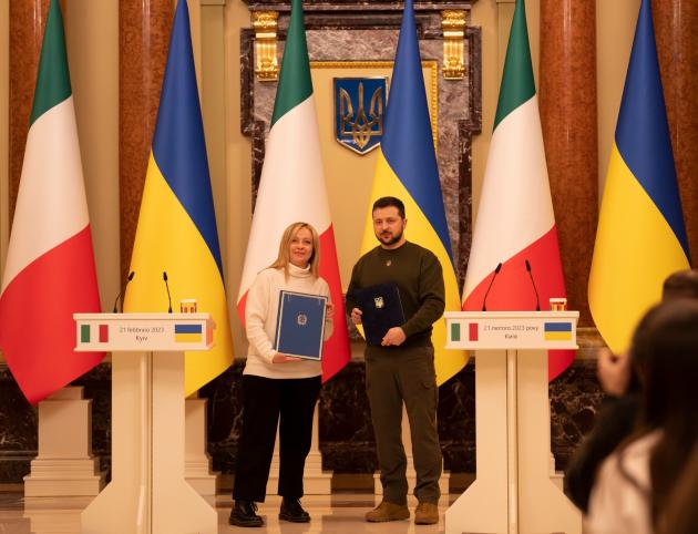 Meloni a Kiev da Zelensky: "No jet all’Ucraina”. E rinnega Putin: “Aiuti Covid? Era un altro mondo”