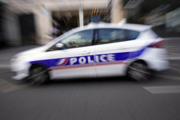 Francia, professoressa uccisa a coltellate in classe da uno studente di 16 anni 