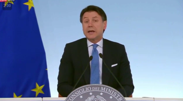 Tre anni dal primo Dpcm Conte, l'inizio della dittatura della paura: stop libertà personali e autocritica 