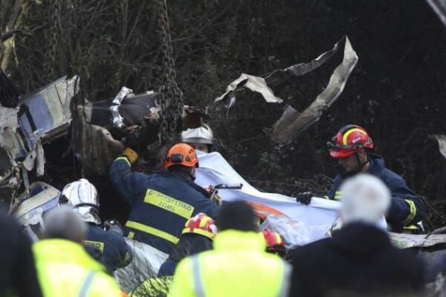 Scontro treni in Grecia causato da errore umano: capostazione di Larissa indica il binario sbagliato