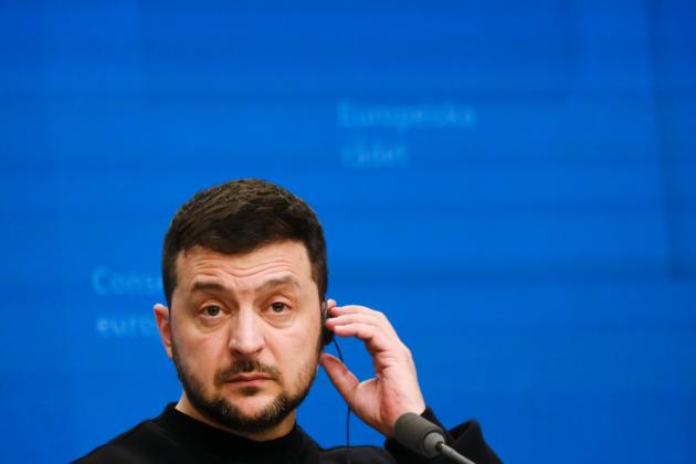 Zelensky: "'Moscovia' al posto di 'Russia'? Ci penso". Medvedev: "Cambino anche il nome 'Ucraina' in 'sporco Reich'"
