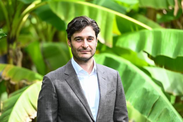 Lino Guanciale, chi è: età, carriera, fiction, moglie, figli e Instagram