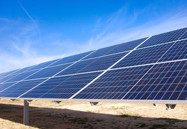 Ue, bozza Net-Zero Industry Act su tecnologie green: evitare dipendenza energetica da Cina e Russia