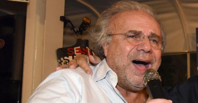 Jerry Calà, malore improvviso nella notte e operato al cuore a Napoli: ha avuto un infarto