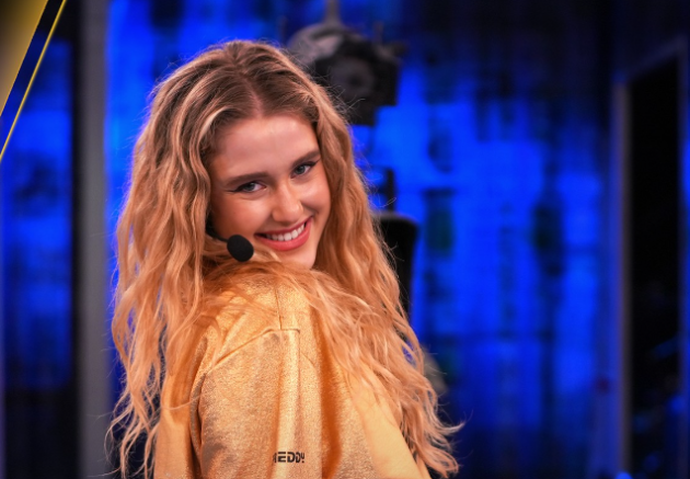 Chi &egrave; Isobel&nbsp;Kinnear di Amici: altezza, et&agrave;, genitori, fidanzato, da dove viene, video