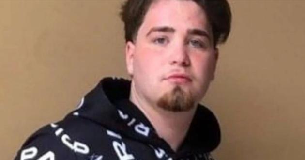 Francesco Pio Valda, chi è il presunto killer dell'omicidio di Mergellina. Il padre ucciso, il fratello arrestato, i colpi di pistola contro la casa della nonna