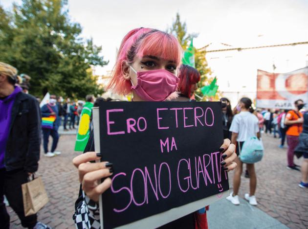 Carriera alias, 200 scuole italiane permettono agli studenti di cambiare nome e genere: il 2,4% del totale