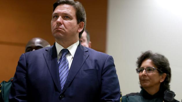 Florida, da luglio via alla legge per il porto d'armi senza licenza, basterà la carta di identità