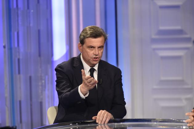 Riformista, Calenda contro Renzi: "Bisogna evitare conflitto di interessi. Chiarisca che non sarà giornale di partito"