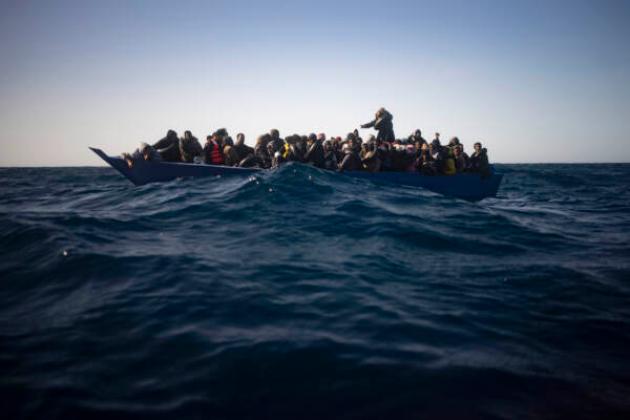 Lampedusa, 22 migranti recuperati da Ong Resqship, ma 18 dispersi e 2 morti.  Nell'hotspot sono in 1847 
