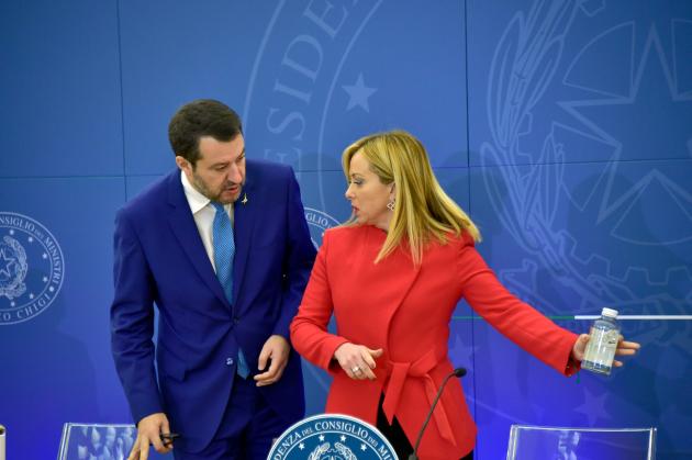 Scontro con Meloni sulla commissione Covid. Salvini vuole proteggere Fontana?