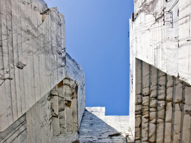 Milano Art Week, Henraux presenta il numero 11 di "MARMO", la rivista che pone al centro questo materiale