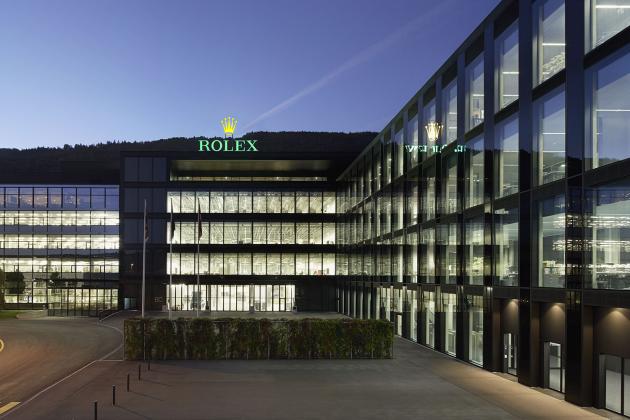 Rolex, nel 2022 export a  23,7 mld di franchi svizzeri (+11,6%):  l'industria svizzera domina il mercato degli orologi