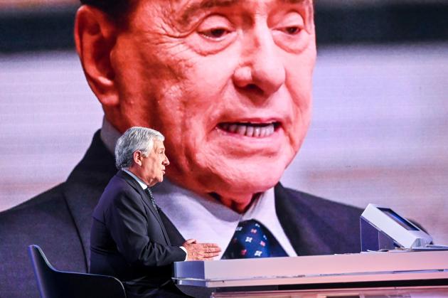 Forza Italia, Tajani: "Alla convention torna Berlusconi". Attesa l'investitura del Ministro al ruolo di successore