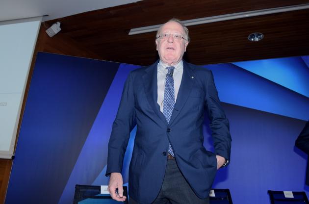 Enel, fulmini su Paolo Scaroni: il fondo norvegese Norges contro la nomina, quello americano Calpers a favore