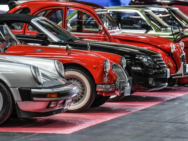 Auto, 7 automobilisti su 10 valutano acquisto dell'ibrido. Credito al consumo, nel 2022 erogati €20 miliardi (+1,6%)