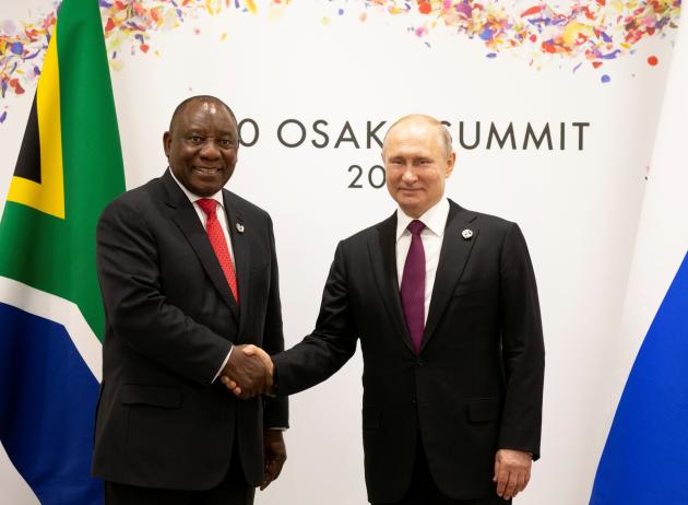 Guerra Ucraina, via libera di Putin e Zelensky alla missione di pace dei Paesi africani. Delegazioni a Mosca e Kiev