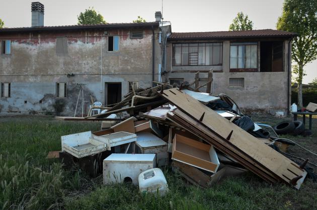Alluvione in Emilia Romagna, i media concentrati nelle celebrazioni dell’emergenza continua per costruire una società sempre più insicura
