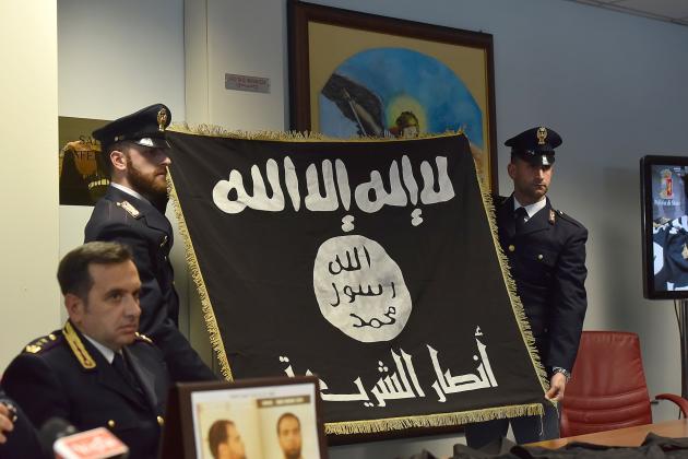Terrorismo, a Bergamo minorenne (16 anni) di origine straniera arrestato per associazione terroristica. Organizzava attentato incendiario jihadista