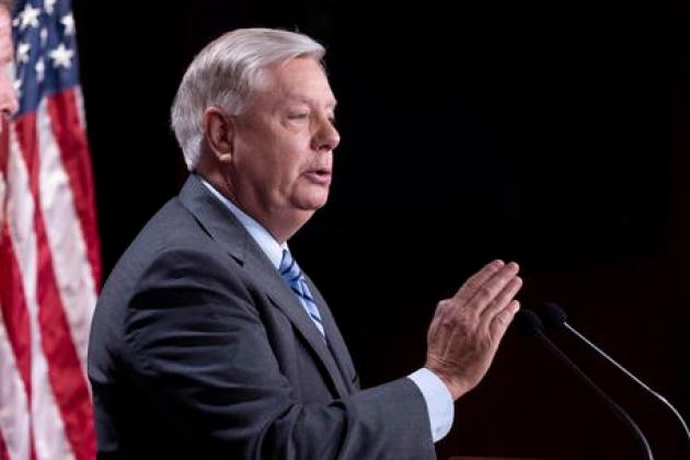 Lindsey Graham, mandato d'arresto di Mosca per il Senatore americano che aveva commentato: "Morte dei russi miglior denaro mai speso"