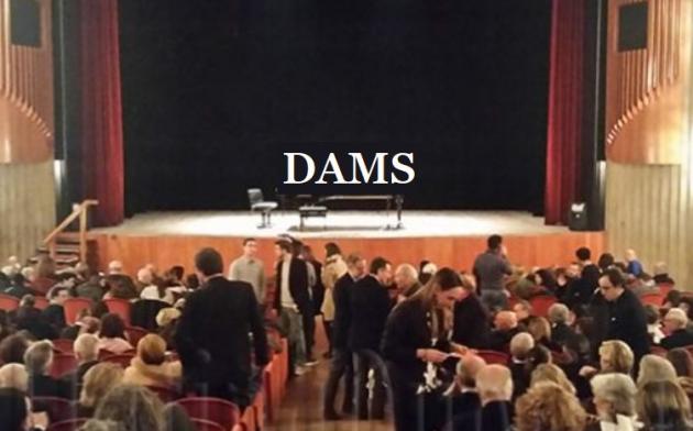 Latina. Il Teatro Palladium e il DAMS dell'Università Roma Tre con gli studenti del progetto FUORICLASSE