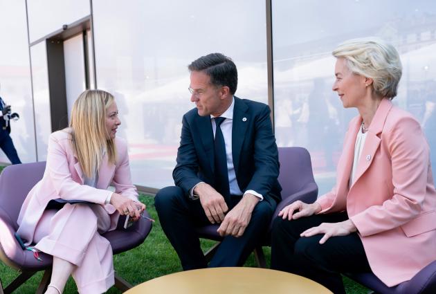 Meloni in Tunisia con von der Leyen e Rutte. Vertice col premier Saied per i rimpatri