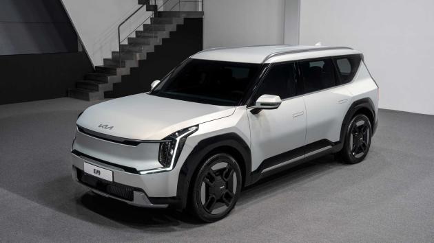 Kia, il SUV EV9 full electric a 7 posti arriva in Europa, disponibile da ottobre